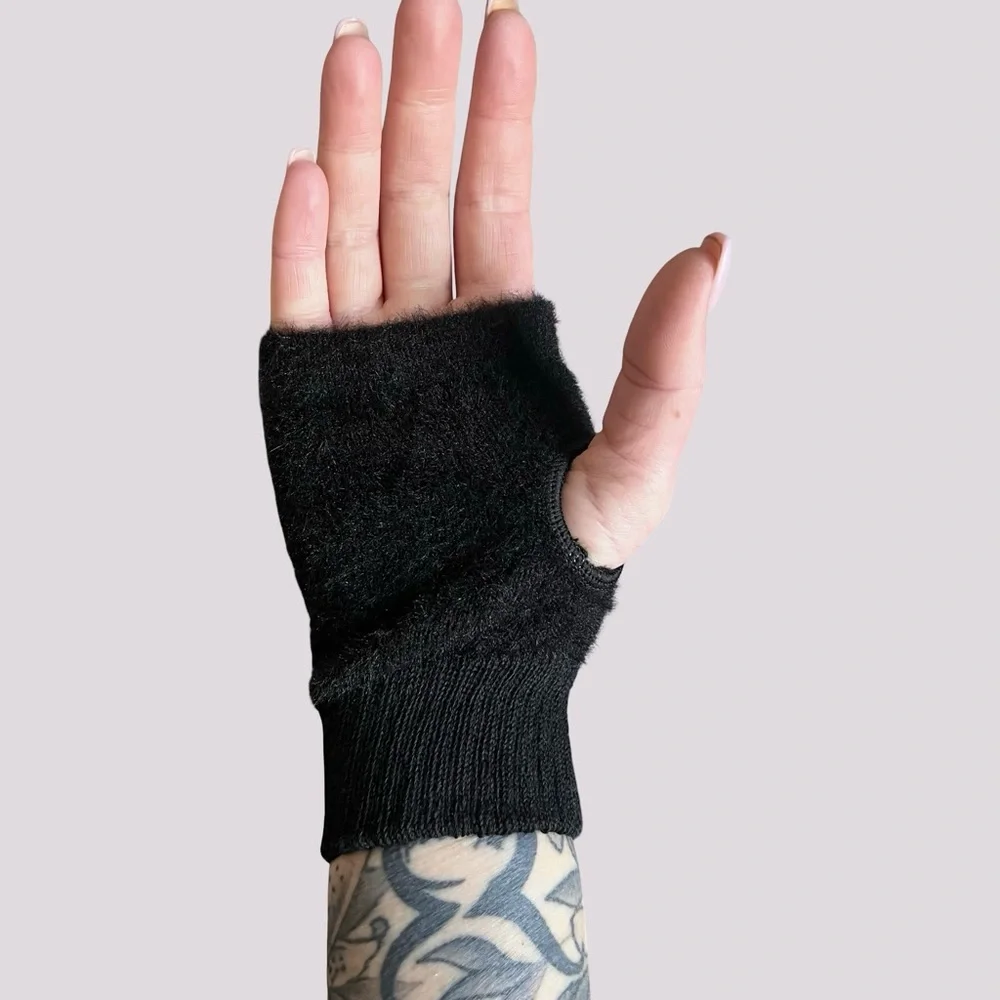 Black Fingerless Warm and So Soft Gloves